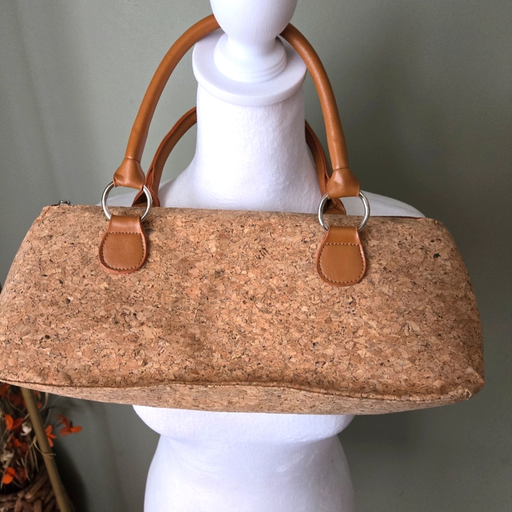 Primeware Wine Bag with Corkscrew included